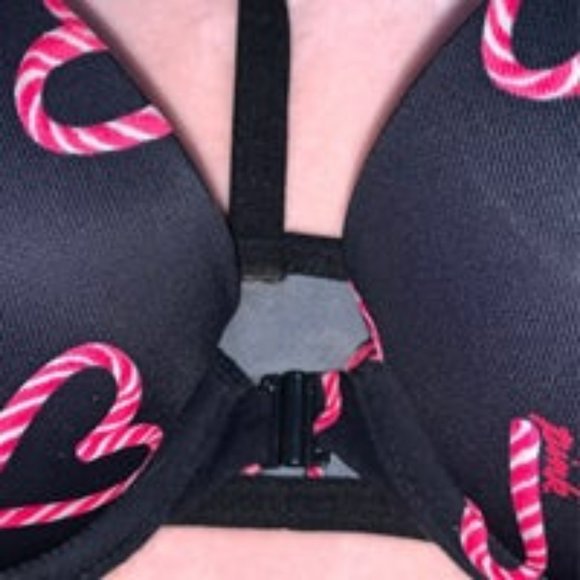 VS ❄️ PINK Christmas Wear Everywhere Tee - Back Bra NWT - Picture 3 of 3